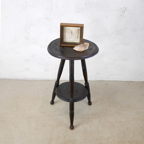 Antique aesthetic movement - antique,