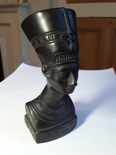 Small Bust Of Head Of Egyptian Queen Nefertiti In Black Resin