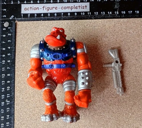 Hasbro bucky hare bruiser - hasbro,