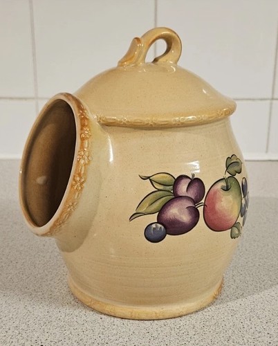 Vintage hornsea salt pig with - salt,