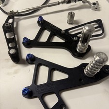 YAMAHA R1 REAR SETS CF MOTORSPORT FOOT PEGS STANDARD 2015 ONWARDS MT10