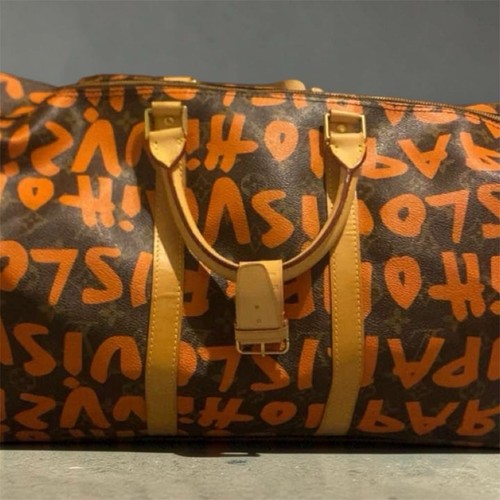 Super rare authentic louis - super,