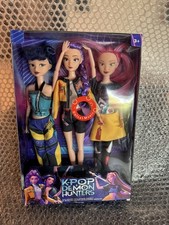 K-pop Demon Hunters singing figures