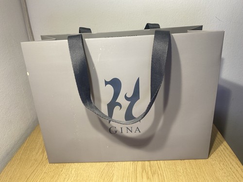 Gina gift empty bag