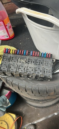 Fuse box - t4,