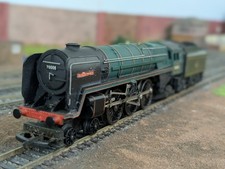 Hornby R2562 Class 7MT Britannia Class 4-6-2 Renumbered Renamed Black Prince
