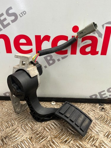 Volvo accelerator pedal - accelerator,
