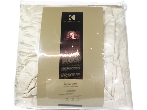 Kelly hoppen - -, by