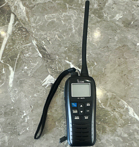 Icom m25euro vhf handheld - icom, ic-m25euro