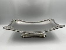Beautiful Heavy Sliver plated Fruit Bowl, made in England, 28.5 x 21 cm .