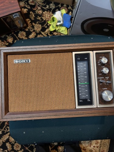 Vintage sony radio read - vintage,