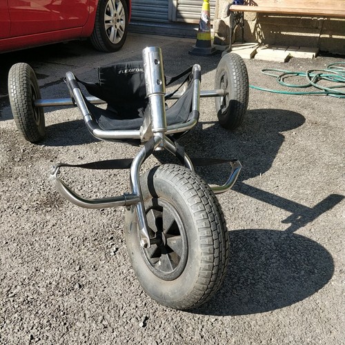 Flexifoil kite buggy - flexifoil, very