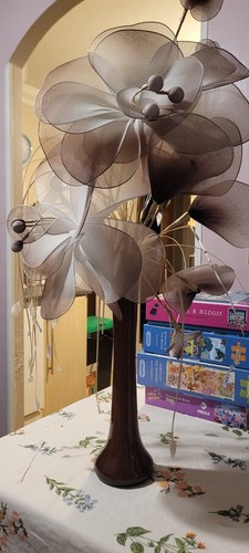 Decorative artificial flower