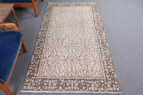 Vintage oversize rug 6x6 7 - vintage,