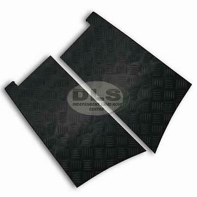 Black chequer plate rear - plate,