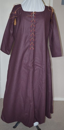 Ladies handmade medieval dress - medieval,