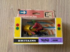 BRITAINS 9671 NORTON 850cc RACING MOTORBIKE  BOXED 1:32
