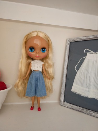 Blythe doll authentic asha - doll,