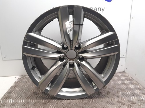 Alloy wheel volkswagen passat - wheel,