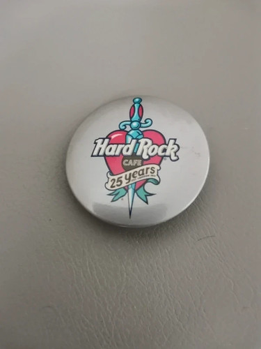 Hard rock cafe metal badge - metal,