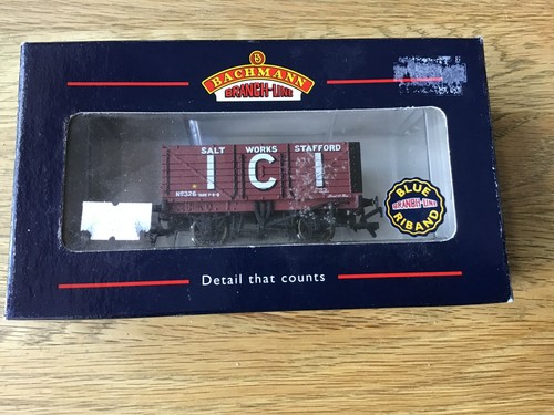 Bachmann7 plank wagon ici - oo,