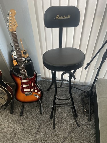 Guitarist studio stool - studio,