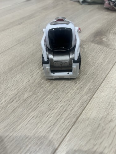 Cosmo the robot - full, set