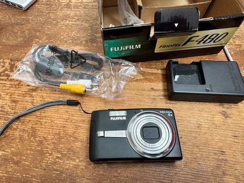 Fujifilm finepix f480 digital - fujifilm,