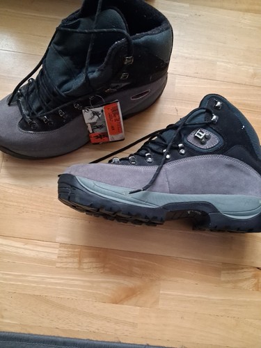 Decathlon walking boots - decathlon,