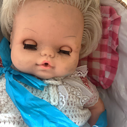 Tiny tears girl doll - tears,