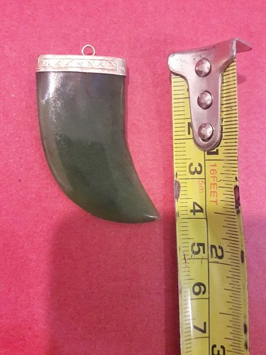 Gold claw tooth shape - gold,