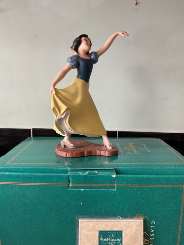Wdcc snow white the - snow,