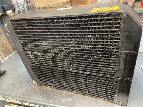 Radiator hydraulic oil - /,