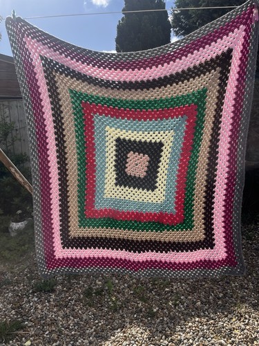 Cottagecore crochet granny - crochet,