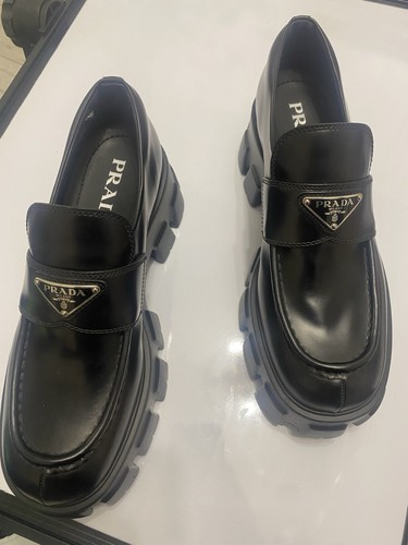 Prada black leather shoes - prada,