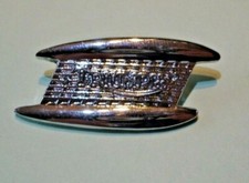 Triumph lapel pin - pin, garden