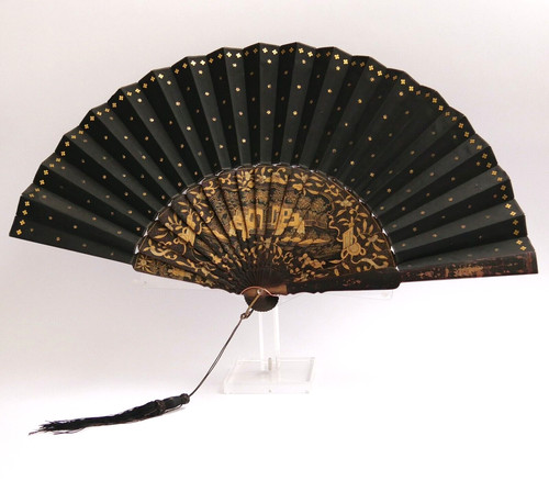 Chinese lacquer fan - lacquer,