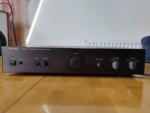 Rotel 921 stereo amplifier - stereo,