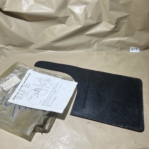 Classic 4x4 front mudflaps - front,