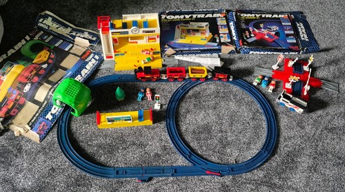 Vintage tomy train set bus - ,,