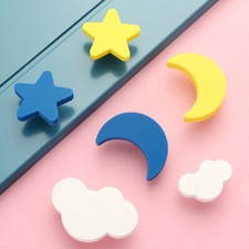 Kids childrens door - knobs, star