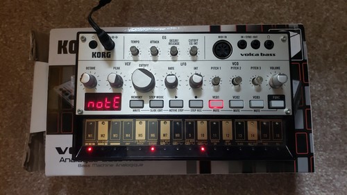 Boxed korg volca bass - korg,