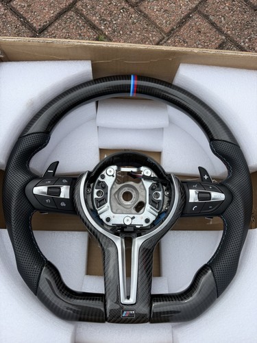 Bmw flat bottom - carbon, fibre