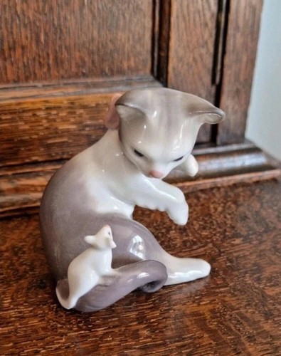 Lladro vintage porcelain - lladro,