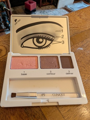 Clinique strawberry fudge and - strawberry,