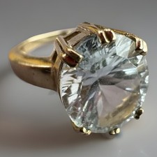 9ct Yellow Gold 375 Large Blue Topaz Ring Oval Cut Size N 1/2 Fully Hallmarked