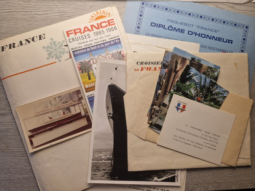 France memorabilia - ss,