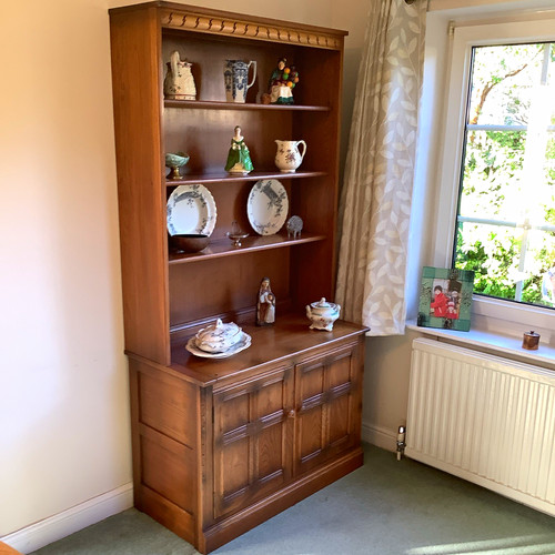 Ercol dresser golden dawn - golden,