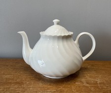 1x Wedgwood Candlelight -