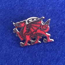 Welsh Dragon Enamelled Silver Tone Metal Pin Badge Plaid Cymru Wales